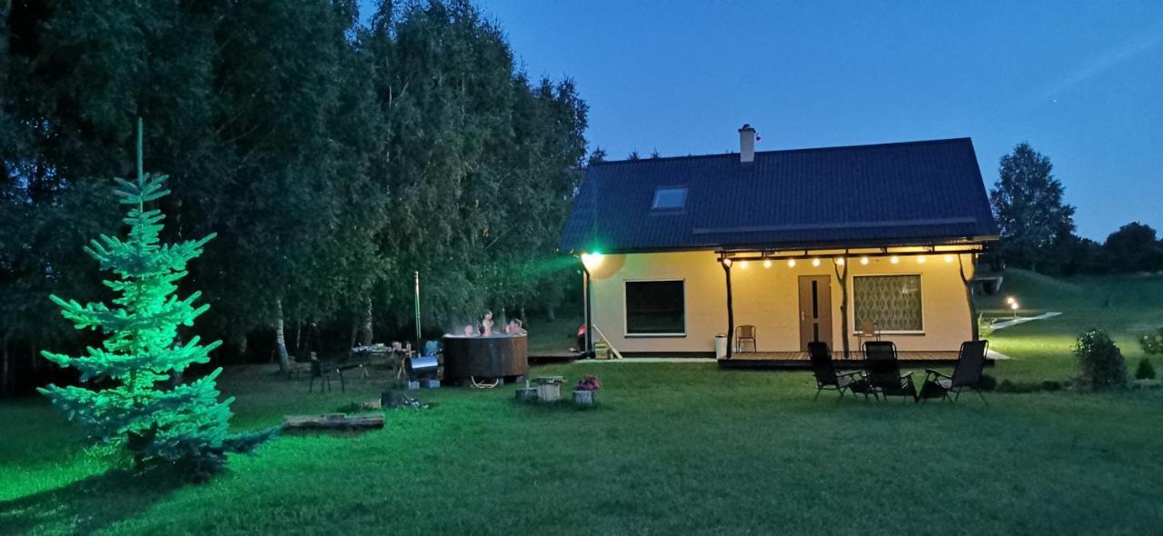 Burzini Villa Kuldīga Eksteriør billede