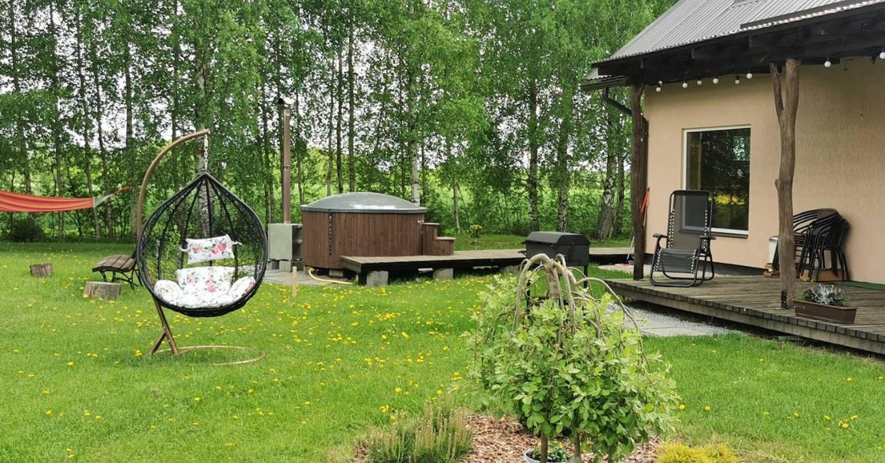 Burzini Villa Kuldīga Eksteriør billede